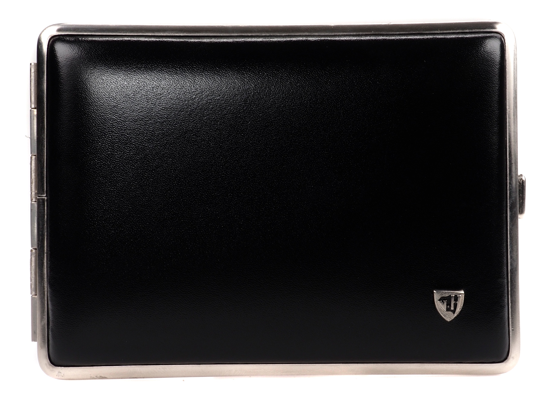 v. H, Cigarette case, 18 Cigarettes, 100 mm.